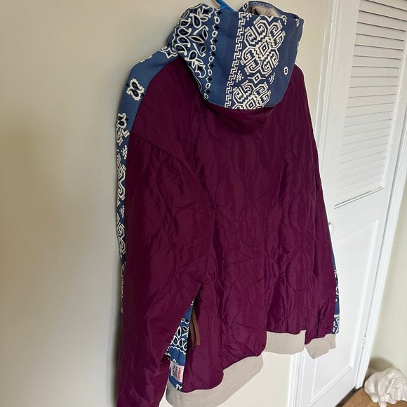 Paisley Zip Hoodie (Large) - Picture 7 of 9